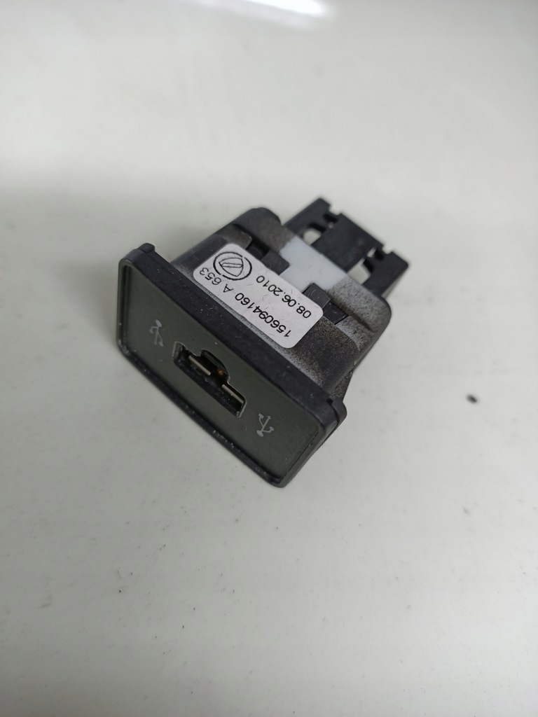 фото №1, Разъём port usb alfa romeo giulietta