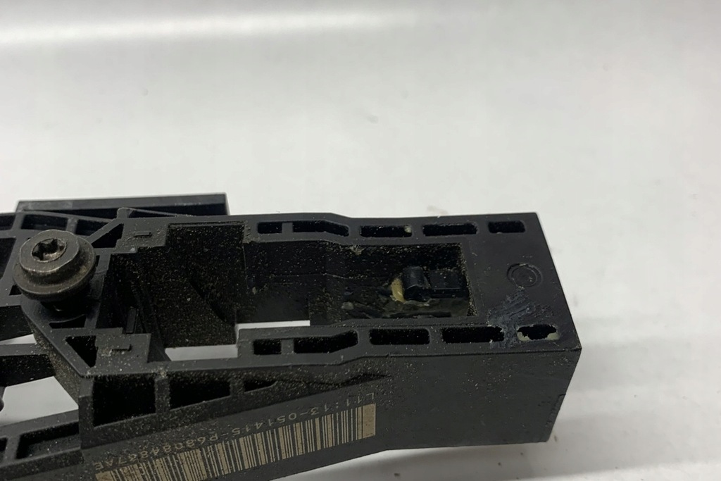 фото №10, Рамка ручка передних левых дверь jeep cherokee kl 68084837 2.4l