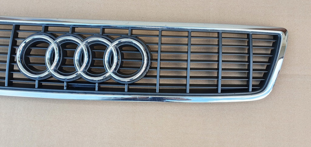фото №14, Audi s8 d2 94-99 решітка радіатора решітка радіатора капот 4d0853651h oryg
