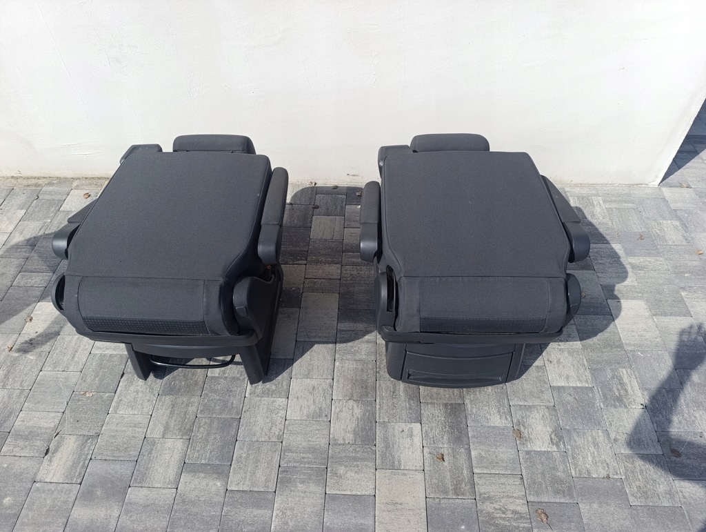 фото №13, Vw t5 t6 multivan сиденья поворотные второй/третий ряд антрацит с детское кресло