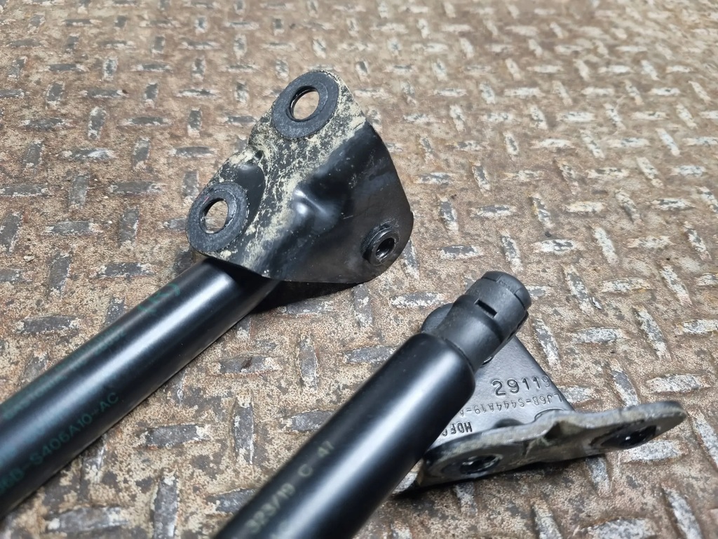 фото №7, Ford escape iv 2020 ustaw амортизаторы