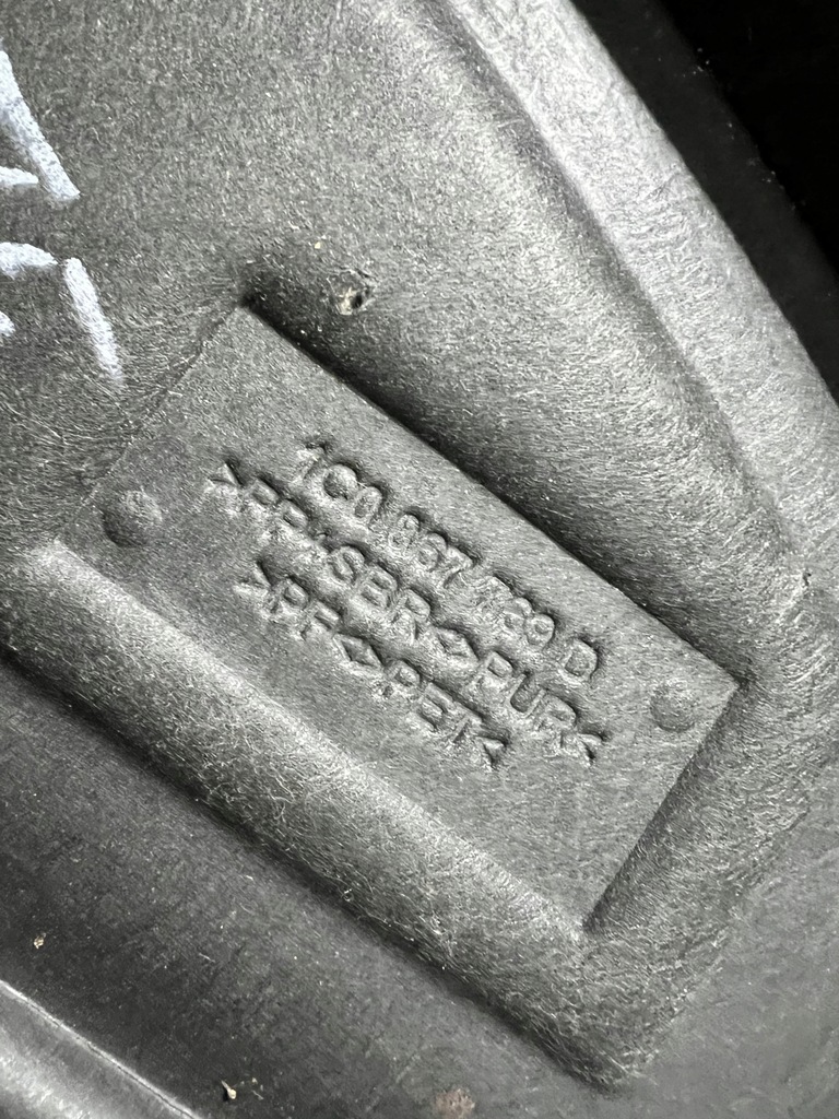 фото №6, Полка багажника vw new beetle 1c0867739d