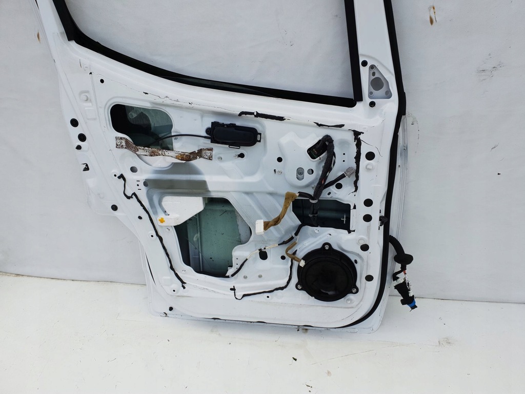 фото №13, Nissan nv200 09-19 дверь левый перед передние
