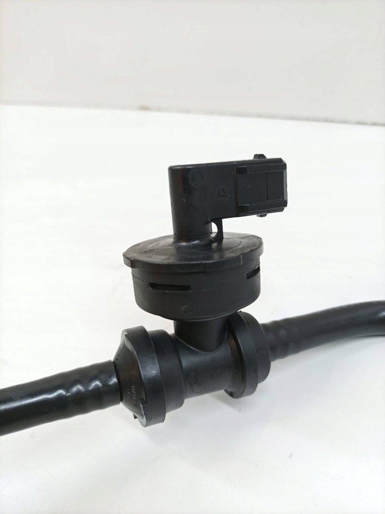 Шланг масляный топливный вентиляции cpla9c491de range rover sport ii Цена