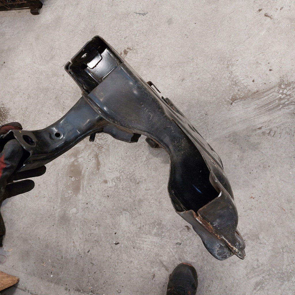 фото №5, Hyundai ix35 1,7 2013 підрамник підрамник підрамник перед 62401-2y630a з nowego автомобіля