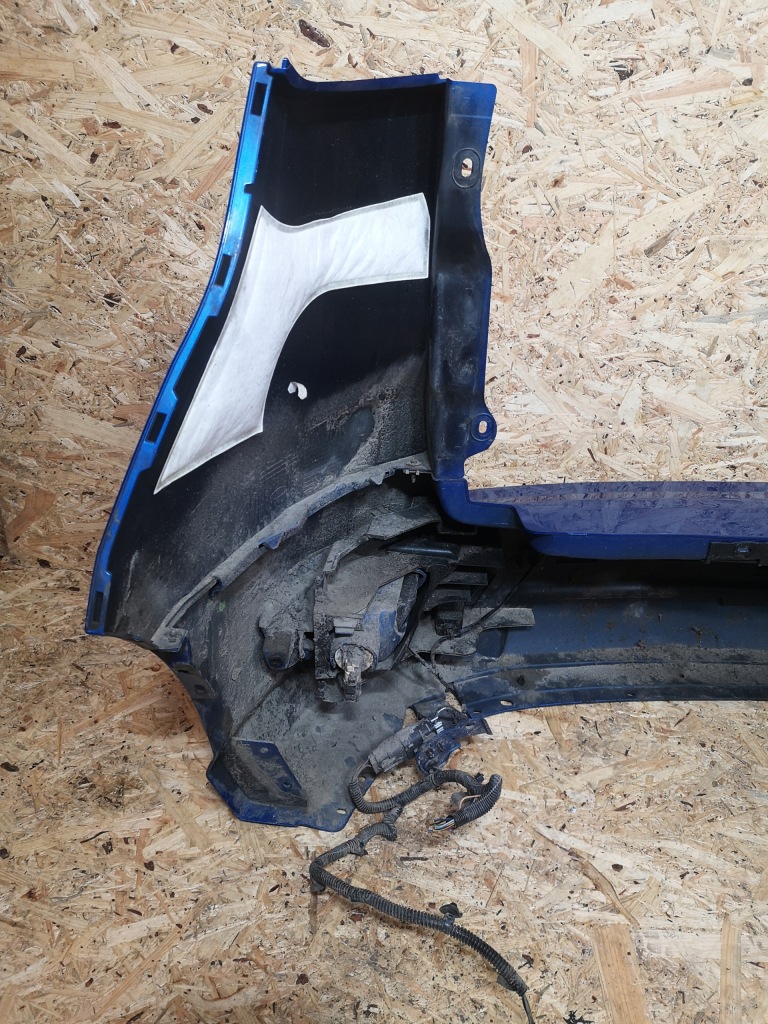 Ford ecosport ii бампер задній 4 pdc лак il st line do встановлення lift Недорого