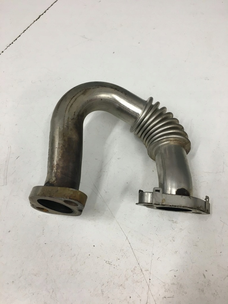 фото №1, Шланг выхлопных газов skoda rapid 5ja 5j 03p131521b