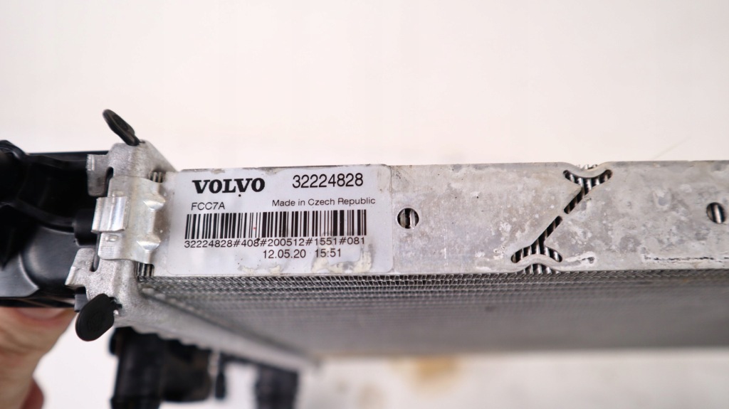 фото №5, Volvo xc90 ii 2.0 d5 радиатор wody 32224828