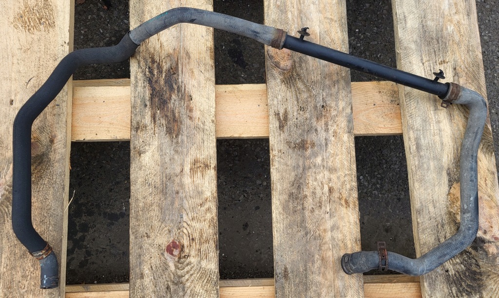 Купити Шланг води патрубок трубка рідина охолоджуючий mercedes ml w164 v6 320 cdi оригінальний номер