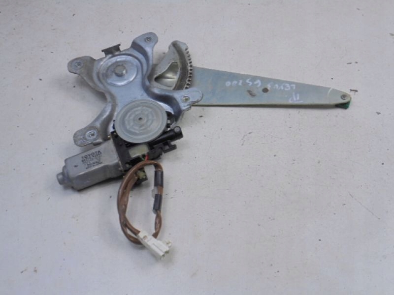 фото №1, Lexus is i механизм стекло задняя правый 85710-53040