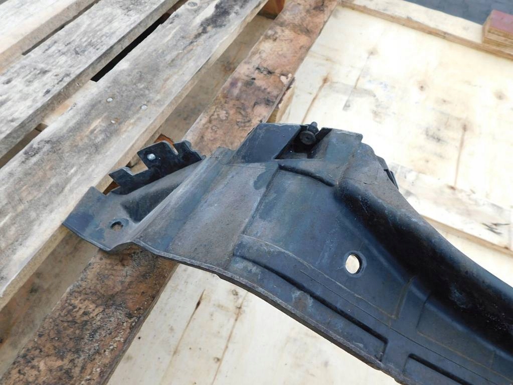 фото №13, Fiat grande punto 1.2 2005r 3d напрямна бампера задня