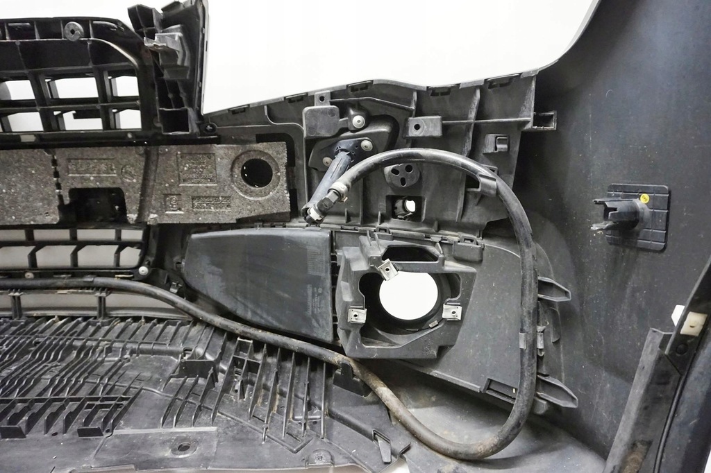 фото №15, Бампер передний 6xpdc омыватель ly8x 10-14 audi a7 4g s-line