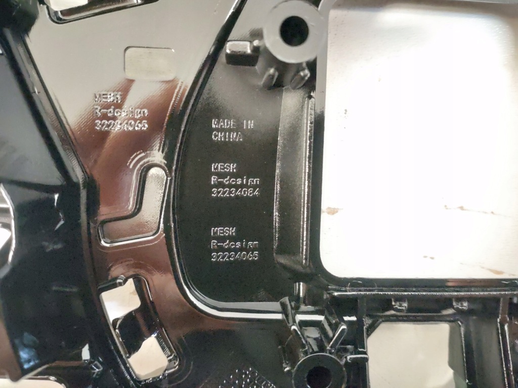 фото №8, Новий решітка радіатора решітка радіатора радіатора volvo s90 v90 ii lift 2021- r-design 32234065