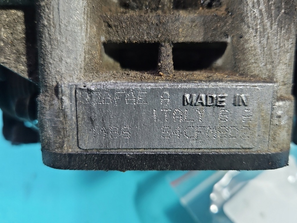 Моноинжектор ford escort 92bfae 1.3 jednopunkt Доставка