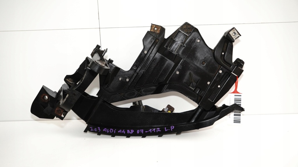 Купить Кронштейн  лампы левый перед audi a4 b8 07-11r