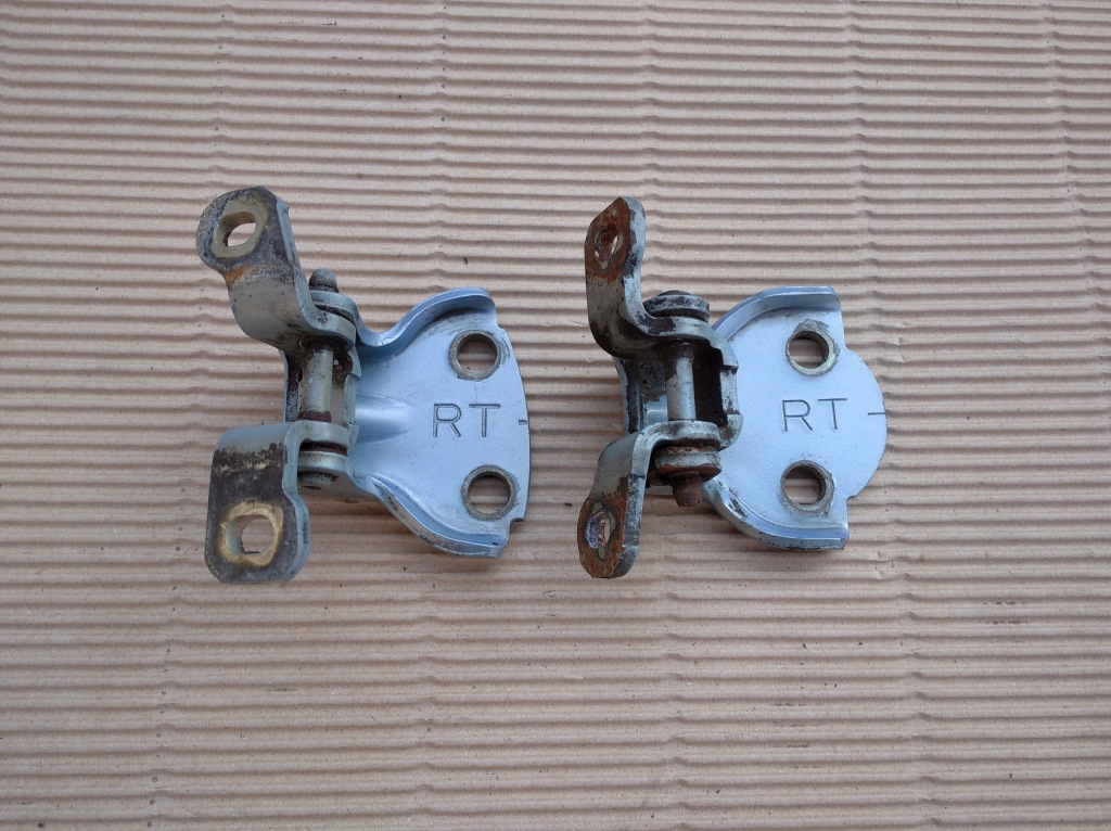 фото №1, Петли комплект задняя задние правое rover 25 99-05r.