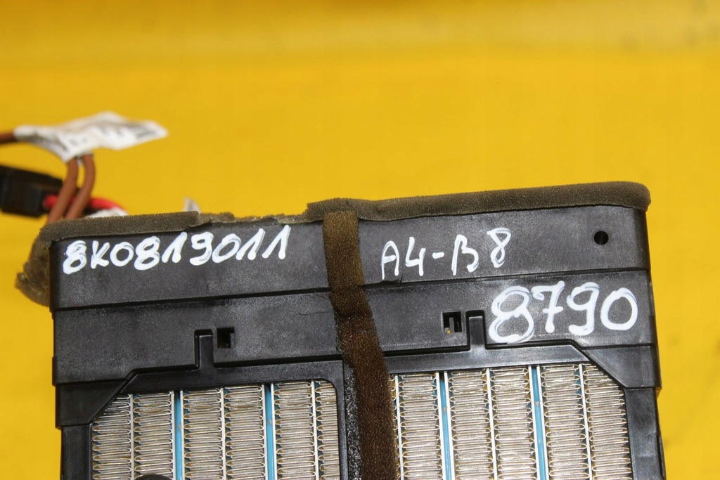 фото №7, Нагреватель отопителя a4 b8 2.7 tdi 8k0819011