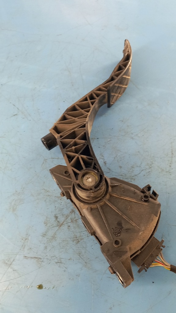 фото №4, Потенциометр газа skoda octavia 1.6b 01r kombi