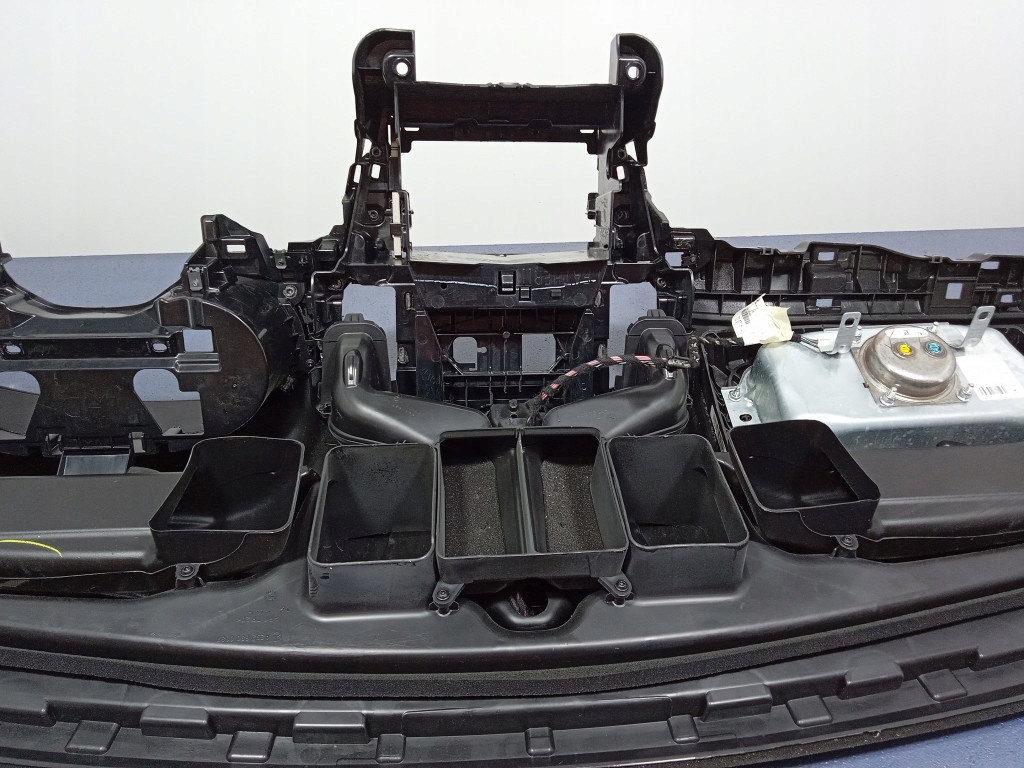 фото №14, Mercedes gls x166 приборная панель приборная кожа eu a292680087