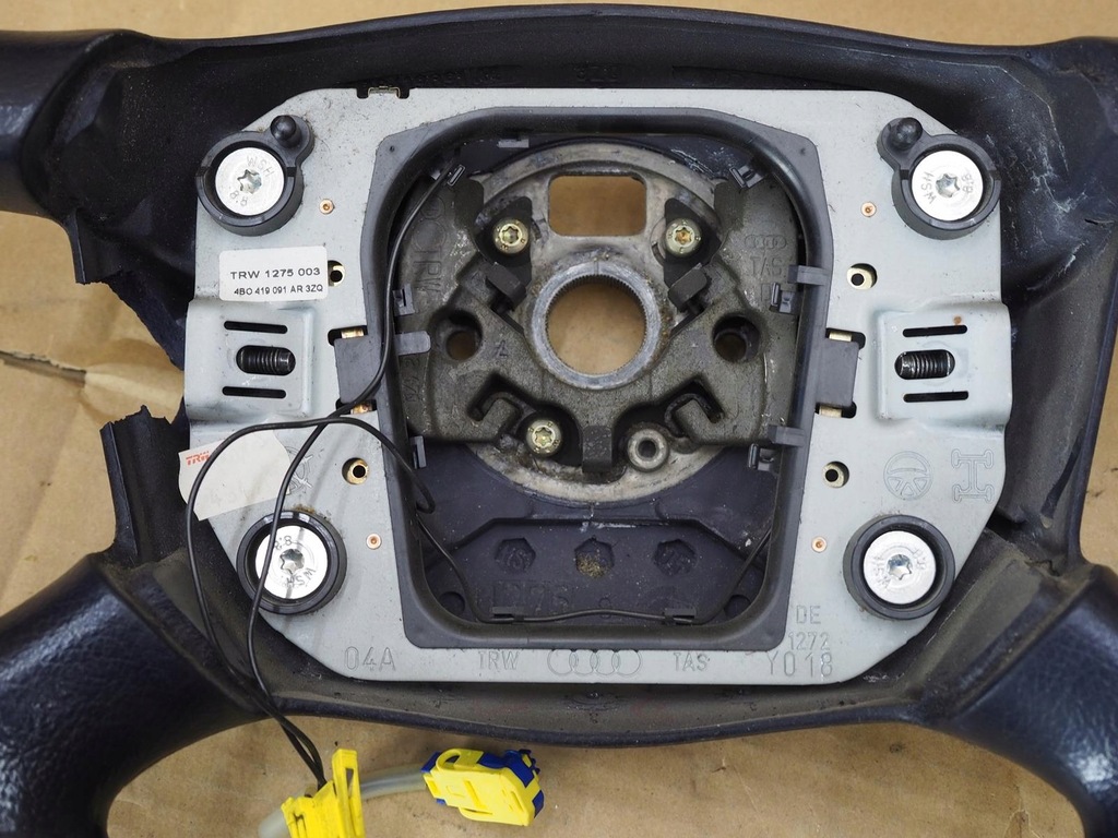 фото №14, Audi a4 b5 a6 c5 воздуховод подушка niebieska