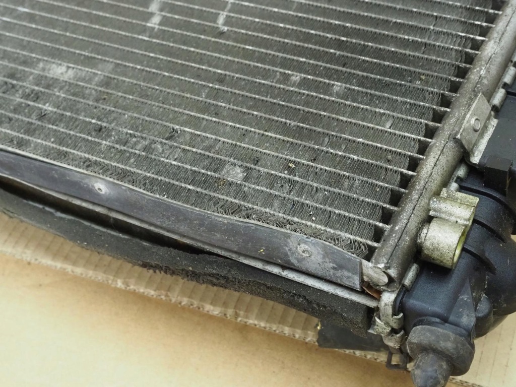 фото №14, Mini cooper r50 1.6b 2005r комплект радиатор вентилятор