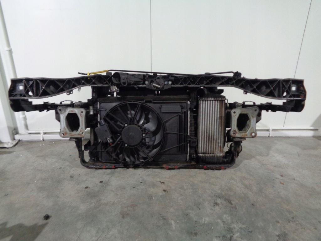 Ford focus mk3 13r 1.6 tdci ремінь передній комплектний Доставка