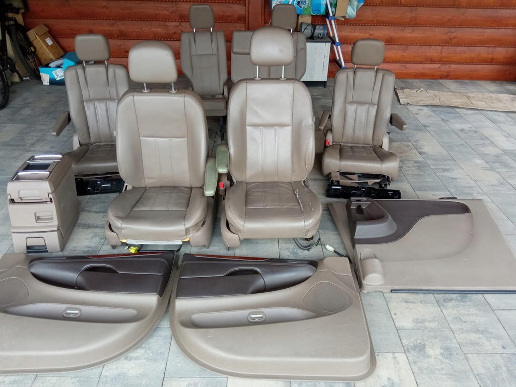 фото №1, Town country сиденья заднее сиденье