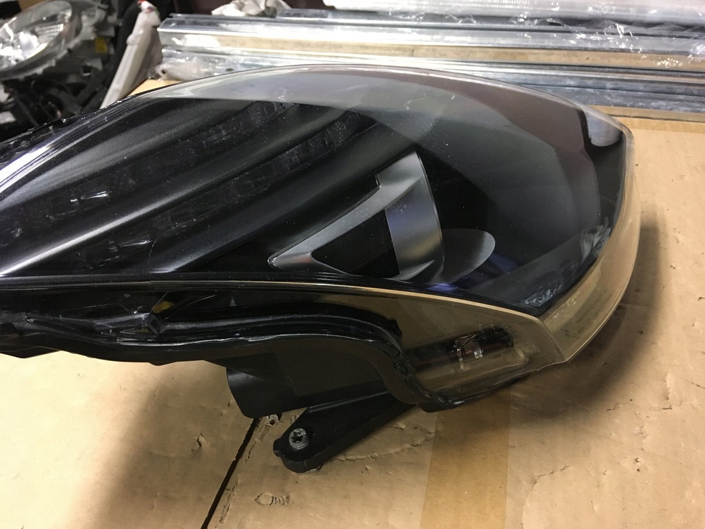 фото №10, Mercedes sls 197 amg black series права комплектна