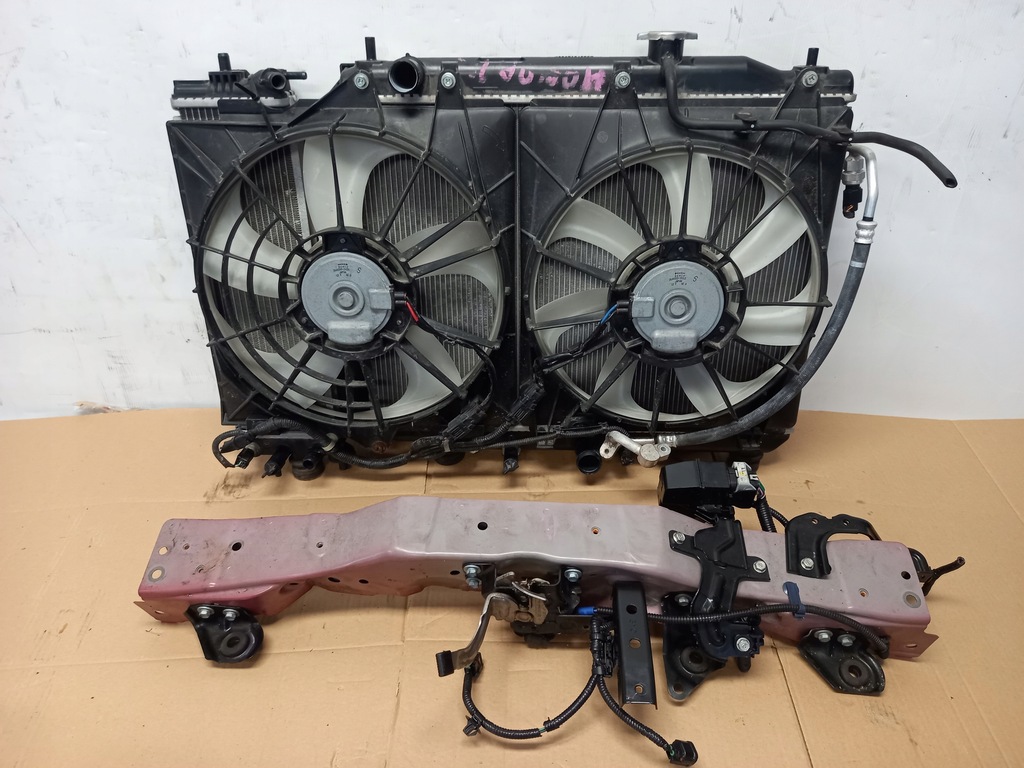 фото №12, Комплект радіатор pas передній балка бампера honda hr-v 1.5 e-hev 2021-