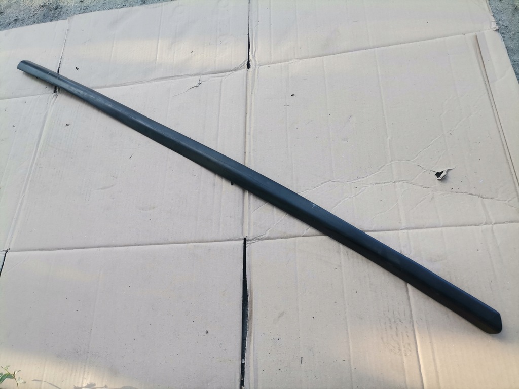 фото №1, Молдинг дверь правый перед fiat bravo 3d