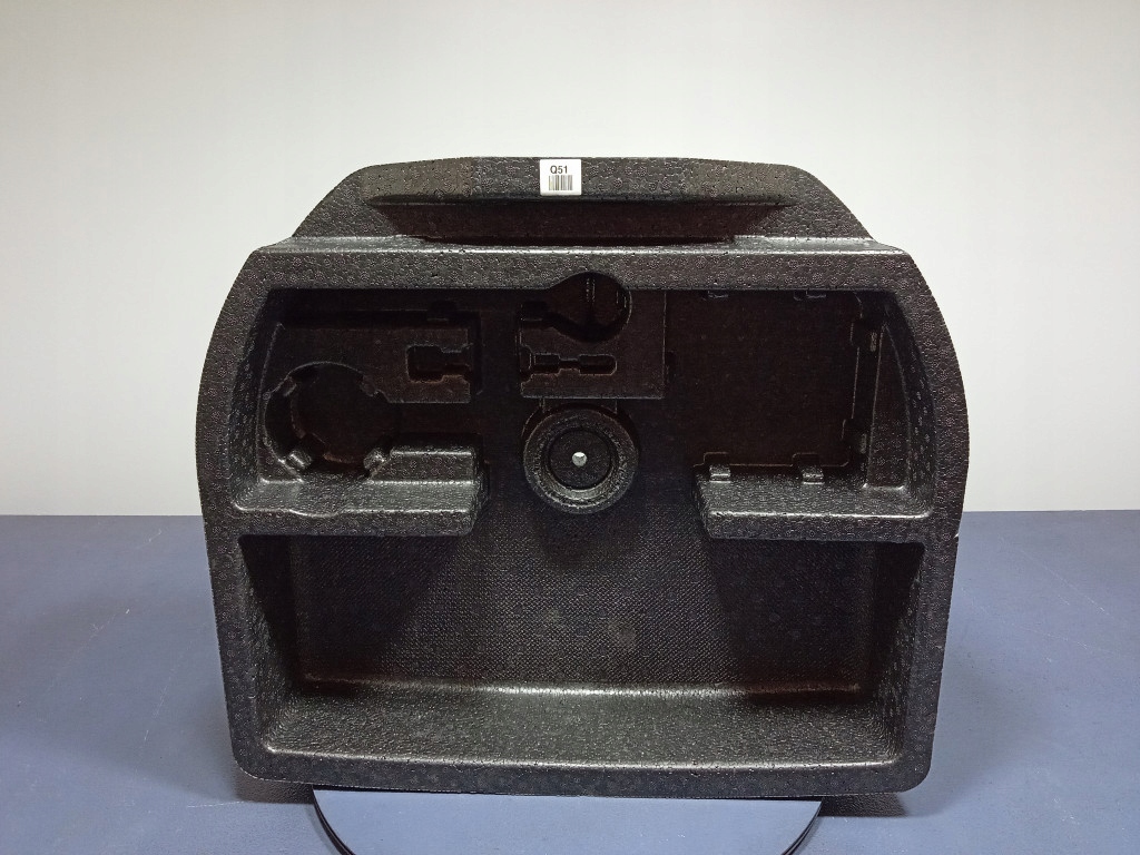 фото №5, Kia niro ev i вкладыш бардачок корзина багажника na инструменты 09149-q4900