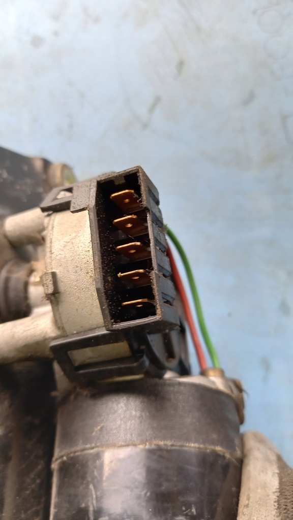 фото №4, Двигатель дворник перед volvo v40 01r 0390241170