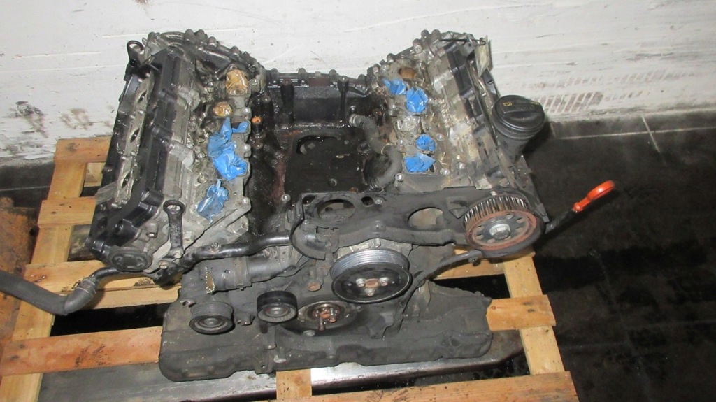 Купити Audi a8 d3 a6 c6 двигун 3.0 tdi asb bmk гарний