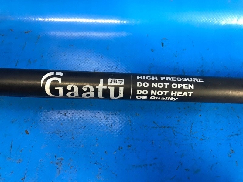 фото №5, Амортизатор кришки багажника toyota prius - 20 03-11 689600w193