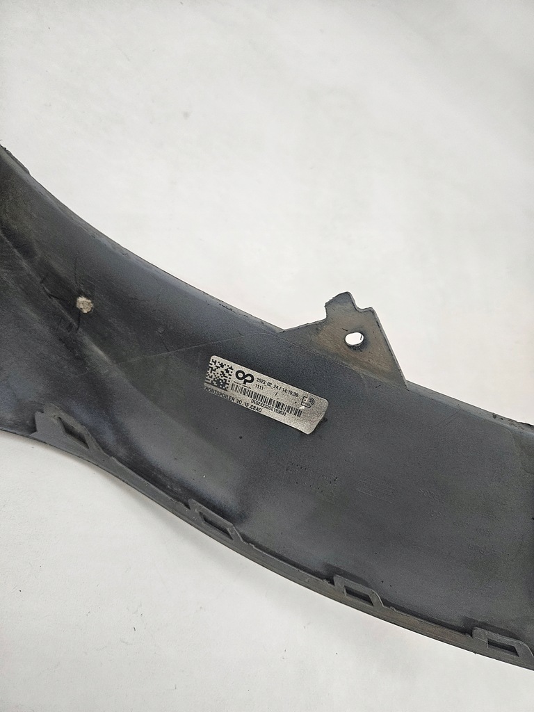 фото №14, Audi a6 c8 allroad 2018 - спойлер накладка бампера перед правый 4k0807062