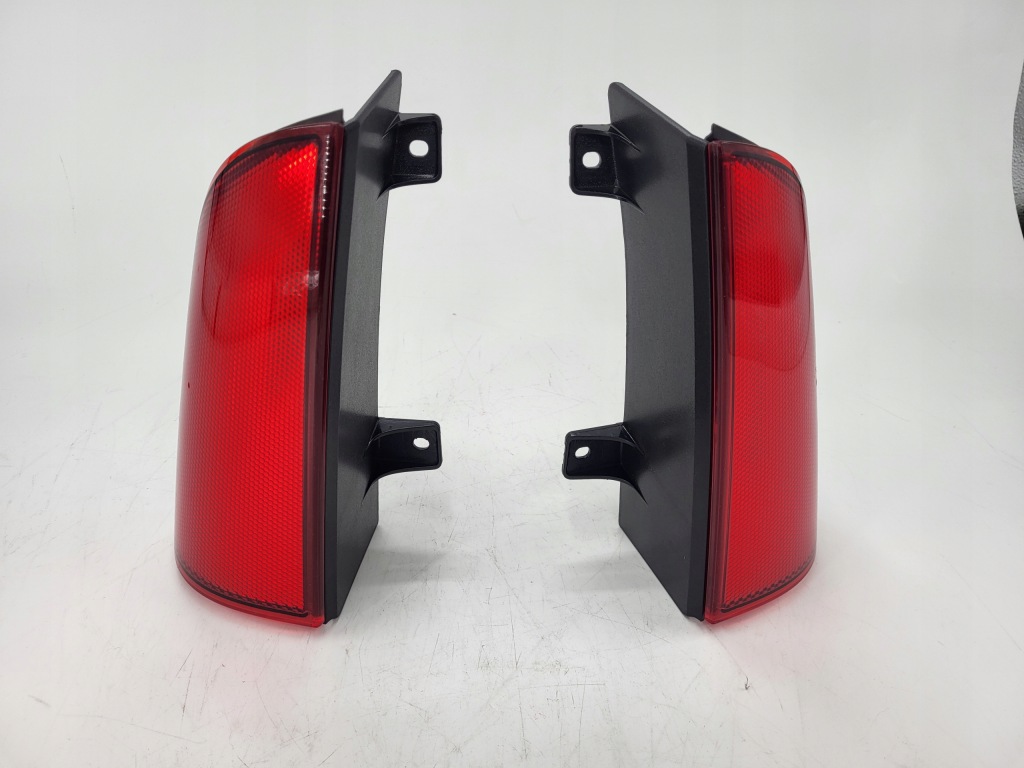 Отражатель лампы задний перед левая mercedes-benz vito viano w639 a6398201864 Цена