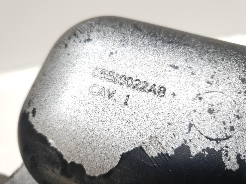 фото №6, Труба резонатор воздуха chrysler pacifica 3.5