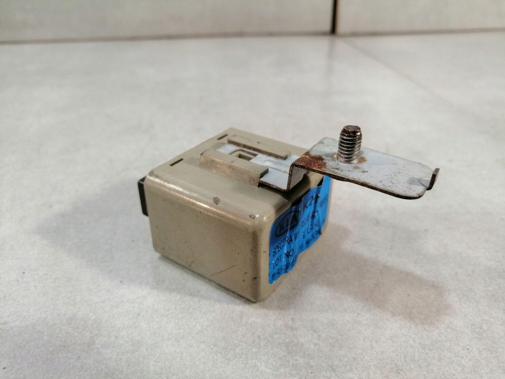 фото №8, Реле задний дворники kia shuma ii 1.6 16v