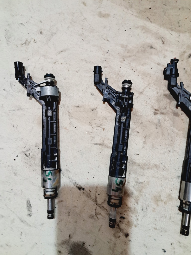 фото №11, Форсунка audi a4 b9 s4 s5 sq5 3.0 tfsi 0261500268