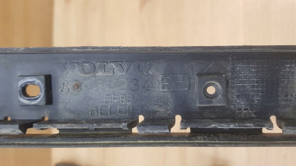 фото №3, Направляющая бампера задняя комплект volvo v50