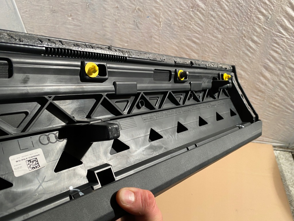 фото №9, Audi q8 4m8 молдинг дверь левый задняя задняя 4m8853969