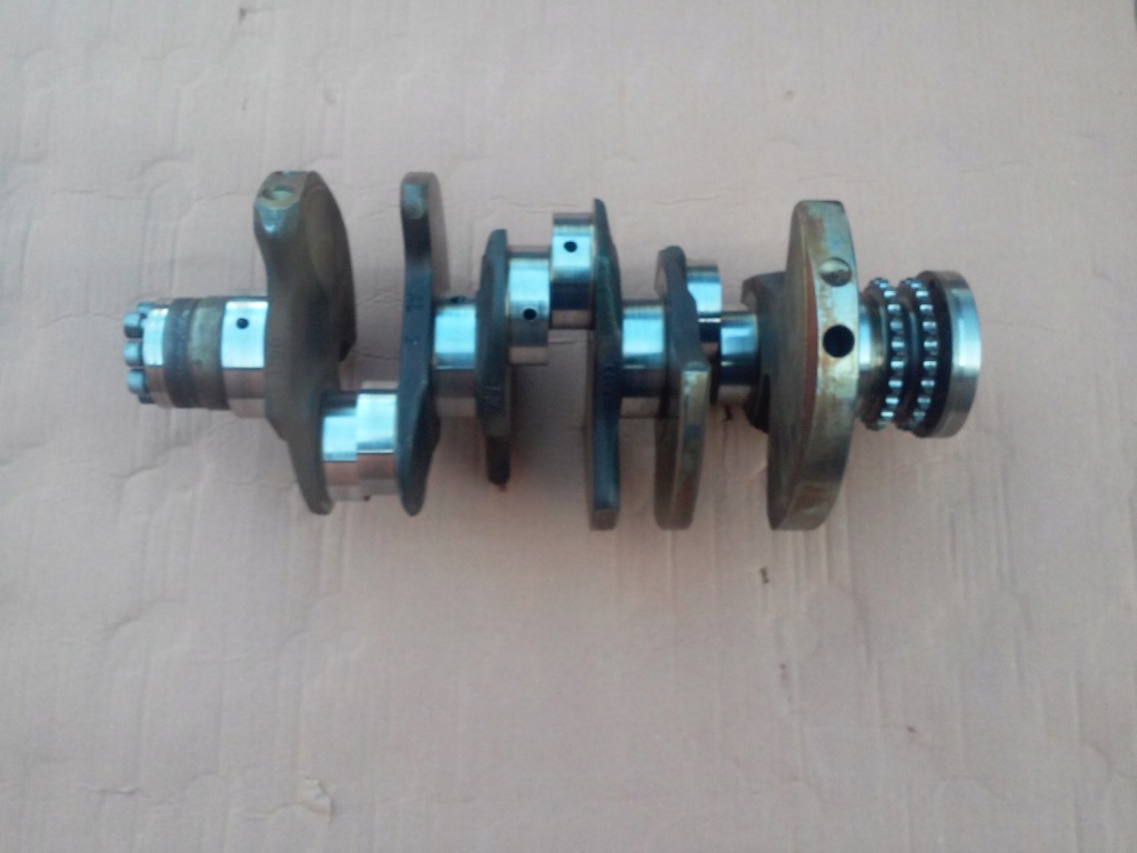 Купить Wał коленчатый 3.2 cal 06e101r tfsi fsi audi a5