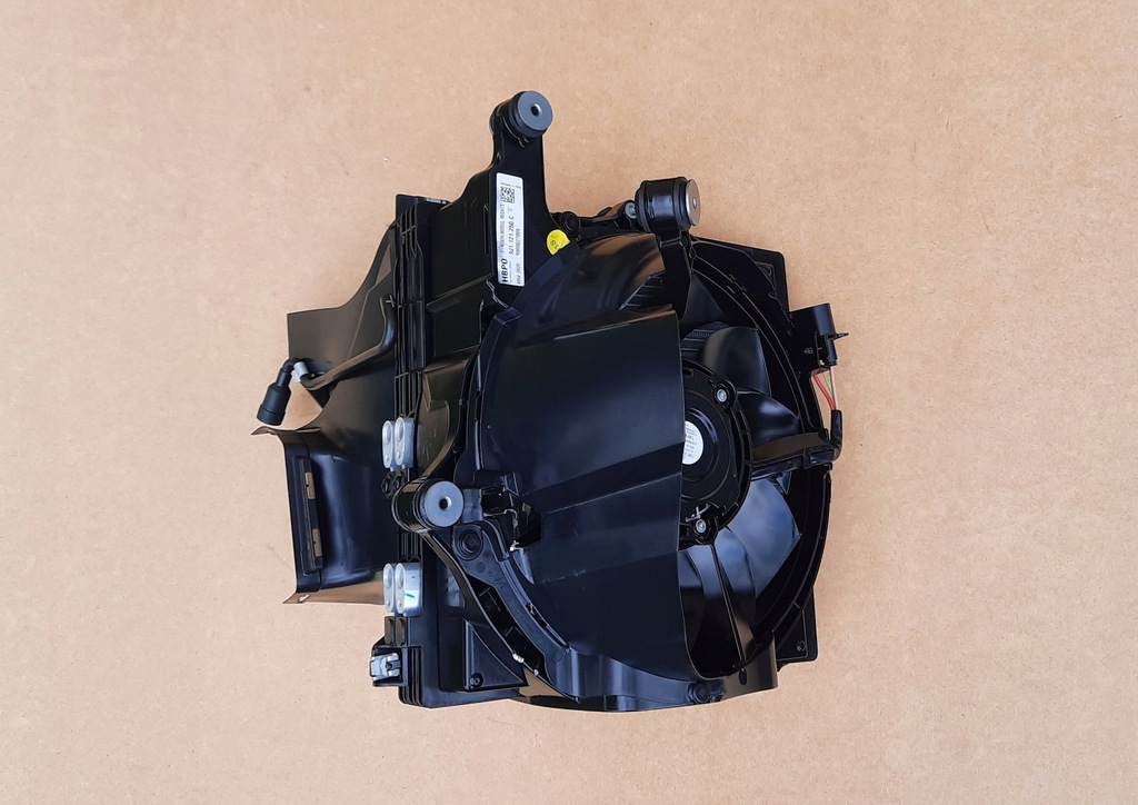 фото №6, Комплект радіатор porsche taycan turbo права сторона