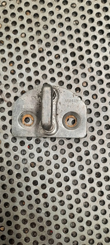 фото №1, Засувка замка двері 122rb14837 renault master