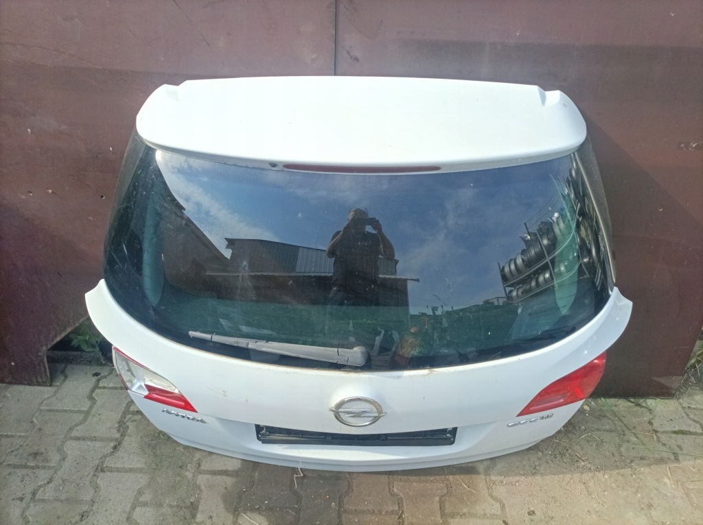 Opel astra j kombi кришка багажника багажника Ціна