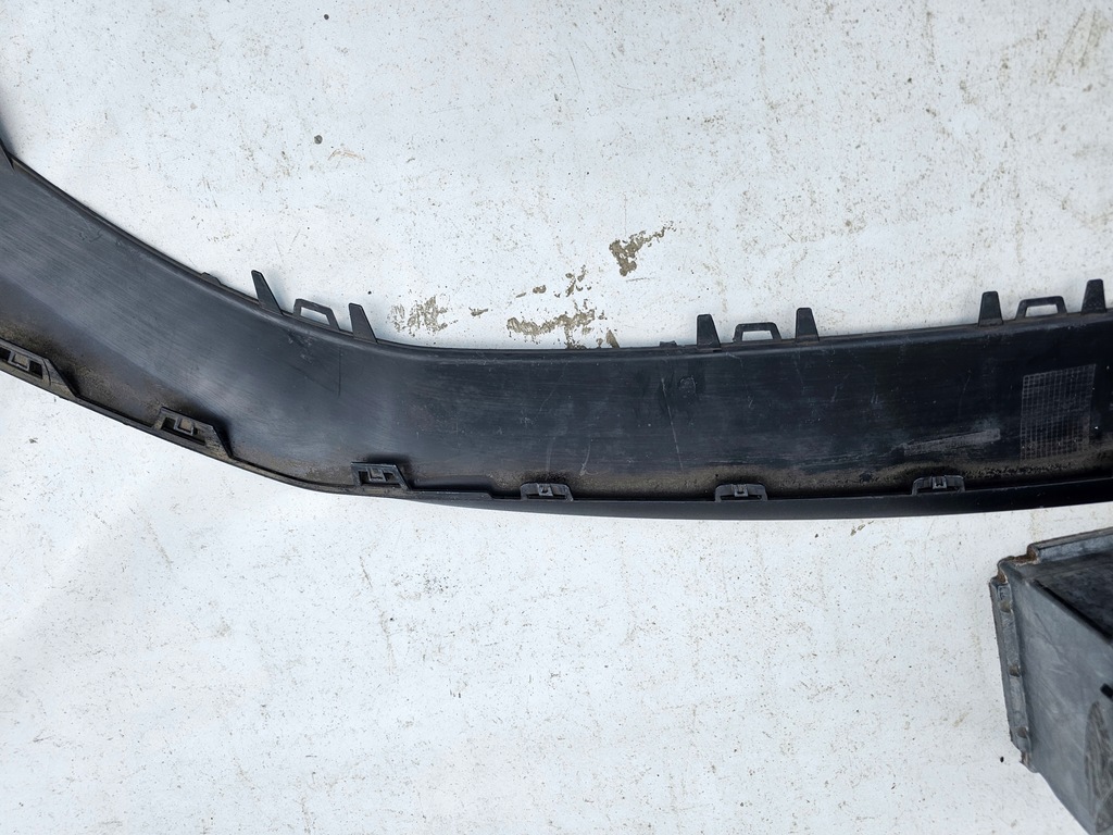 фото №10, Спойлер dół бампера перед mercedes eqc w293 amg