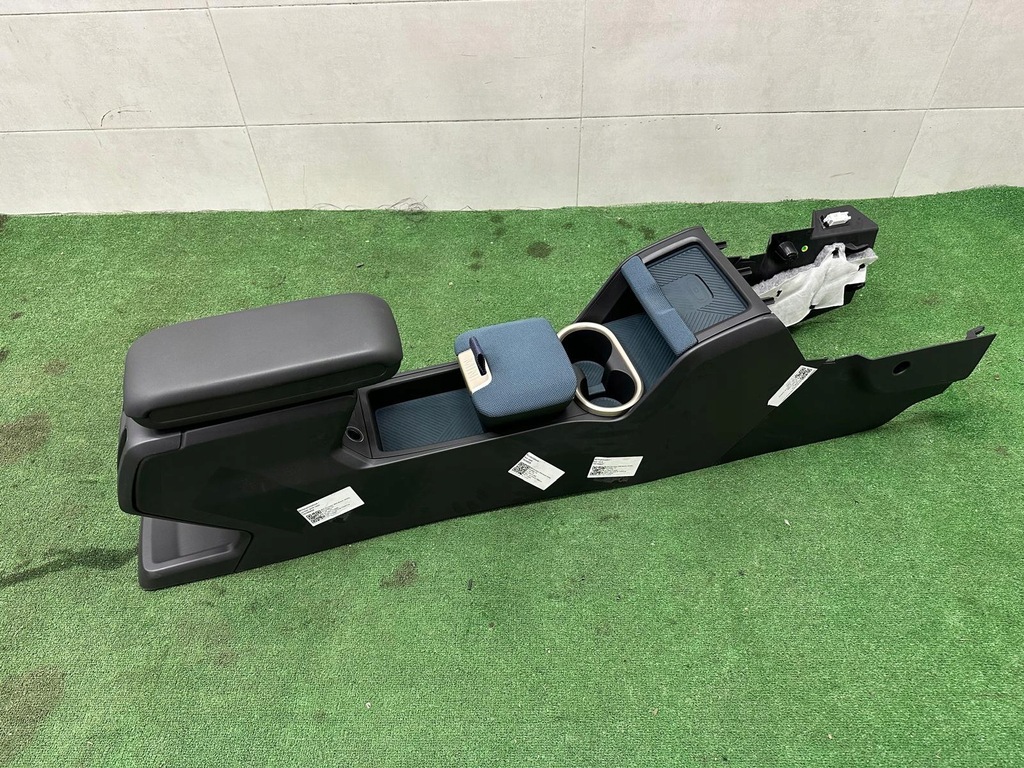 фото №8, Mini countryman u25 середина обивка сиденья туннель заднее сиденье кожа