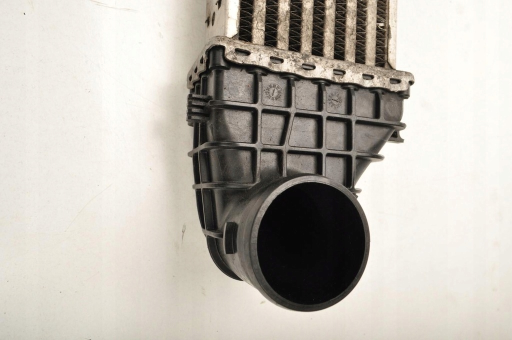 фото №6, Volvo s40 ii 2.0 d3 радиатор воздуха интеркулер 31338118