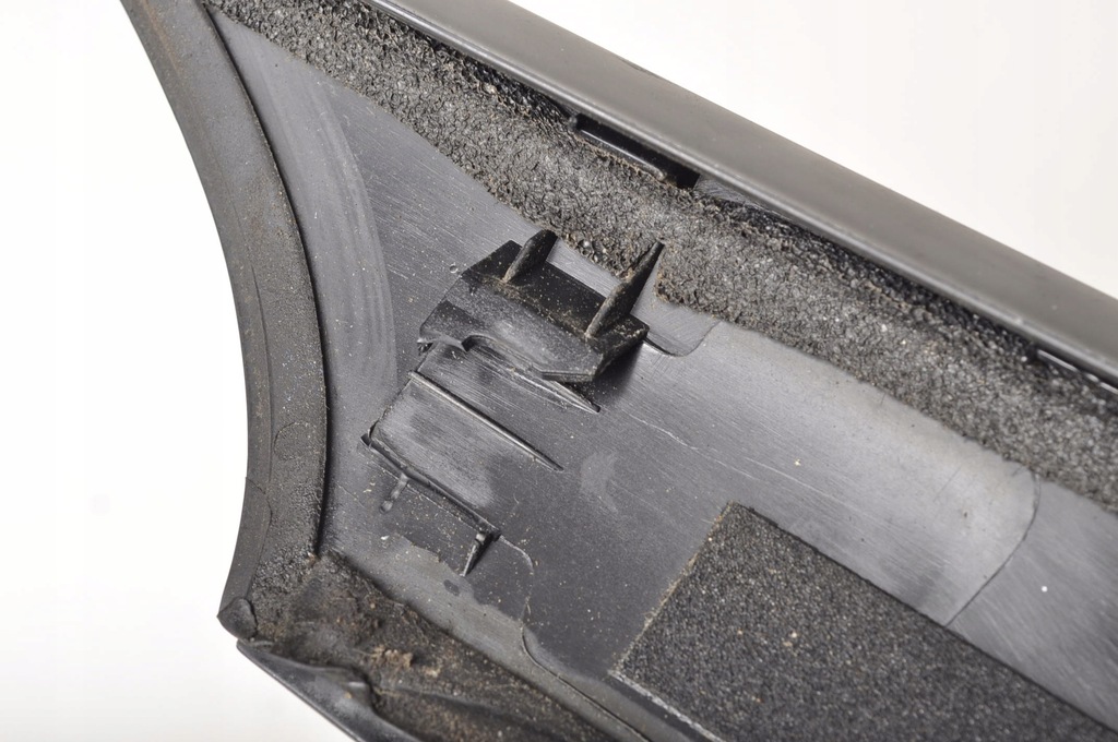 фото №13, Hyundai veloster i молдинг стекло передней лобовое 86180-2v000 правая