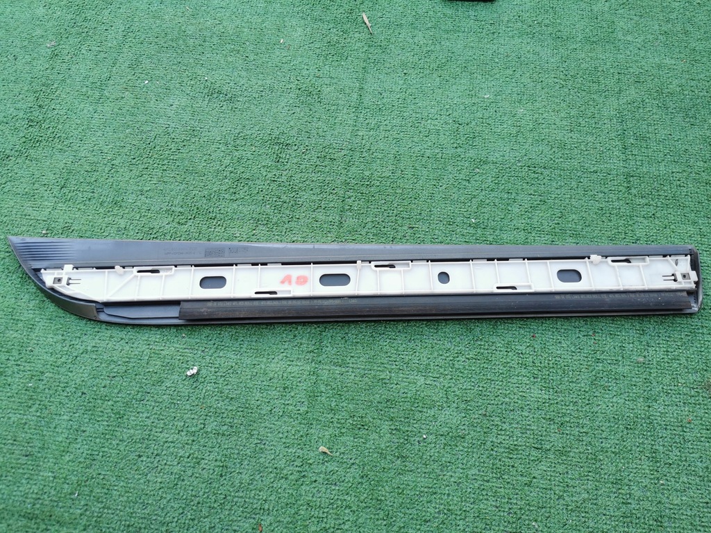 фото №5, Audi a6 c6 rs6 ліва задня молдинг задня